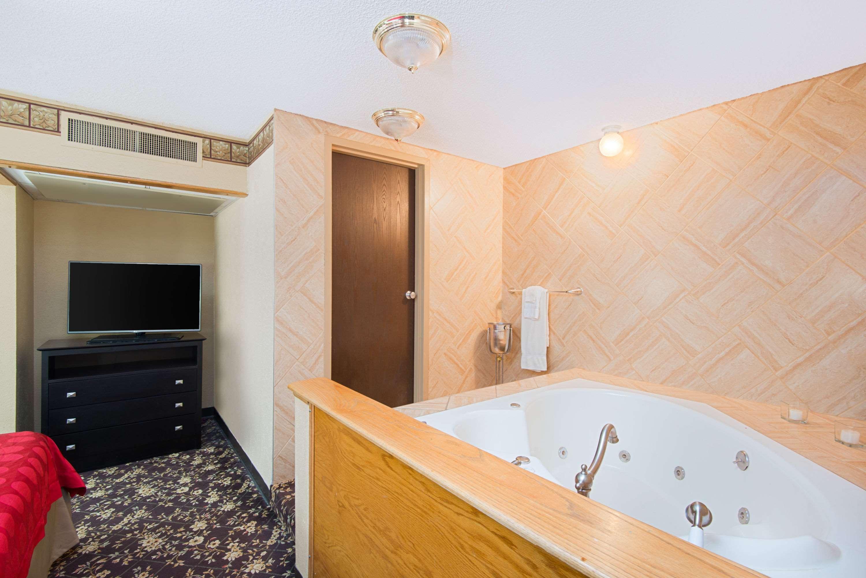 Red Lion Hotel Gillette Esterno foto